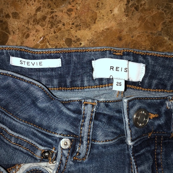 🎉 HOST PICK 🎉 Reiss Jeans - Picture 4 of 7